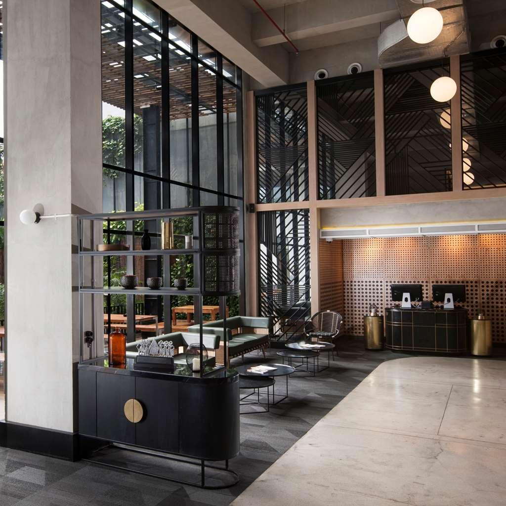 Gaia Cosmo Hotel Jogjakarta Interieur foto
